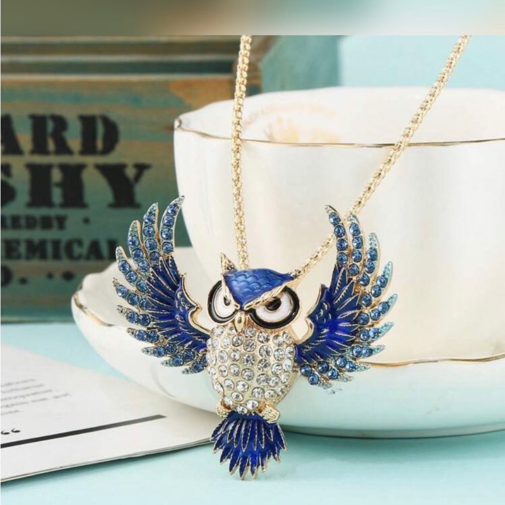 Betsey, Johnson, statement, owl OMG!